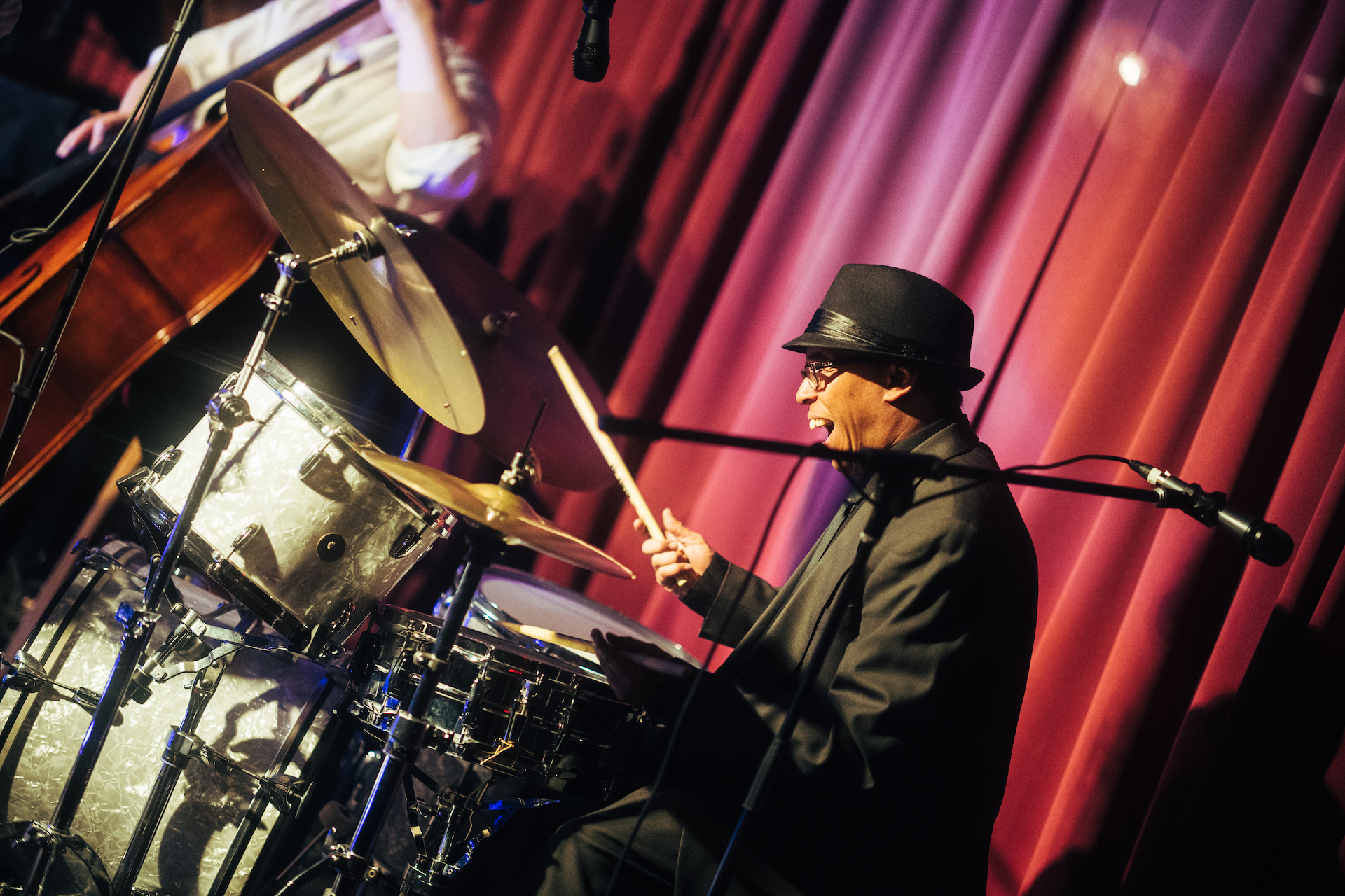 Live music at TolHouse